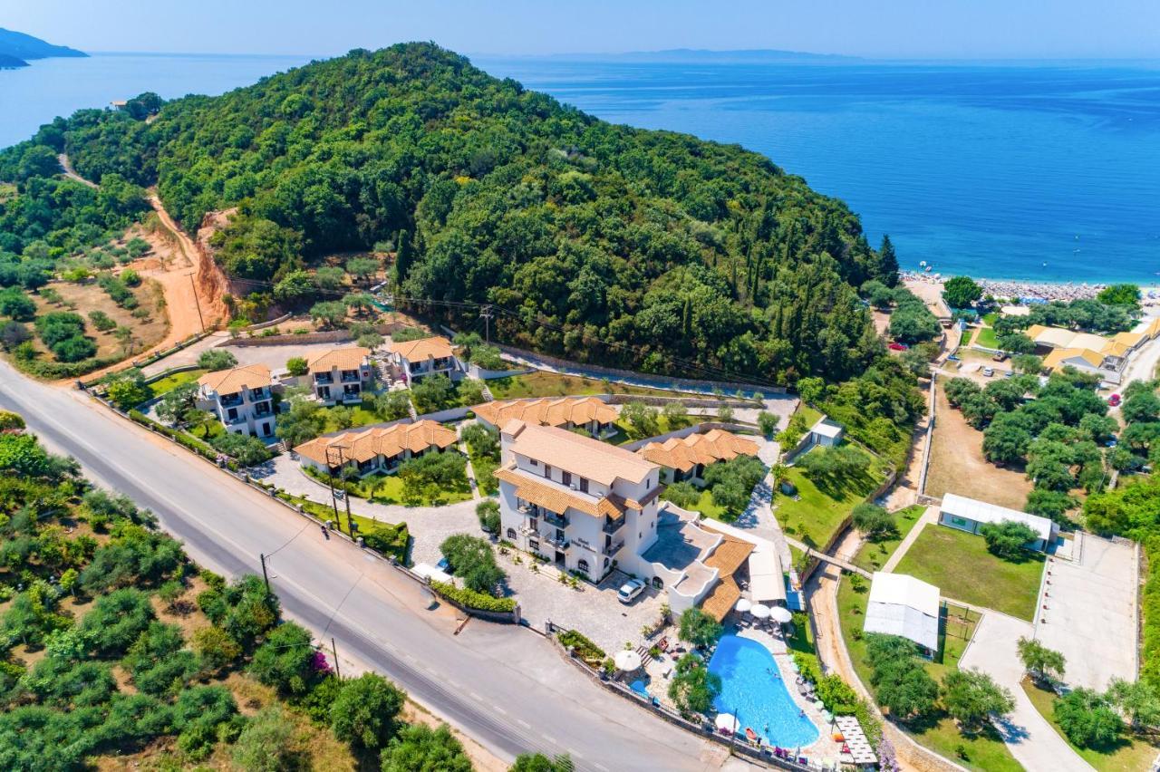 Mega Ammos Hotel Sívota Exteriér fotografie