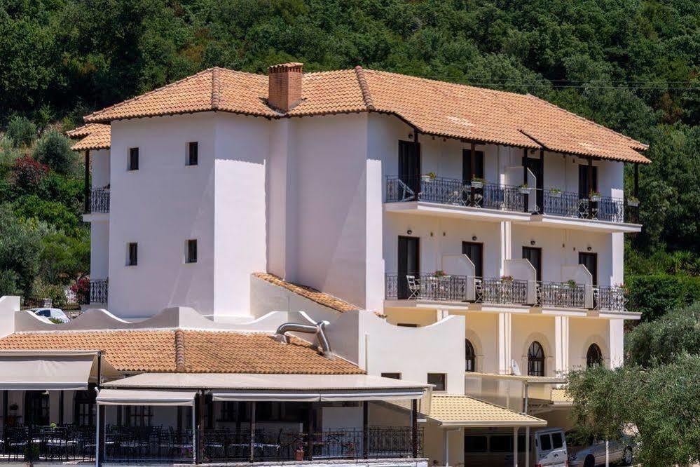 Mega Ammos Hotel Sívota Exteriér fotografie